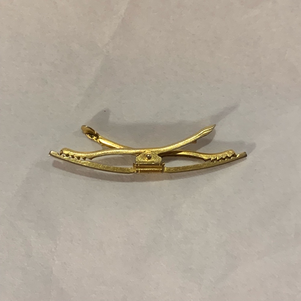 Vintage Gold Toned Sweater Clip - Picture 5 of 8